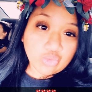 Meet your Posher, Madeleine